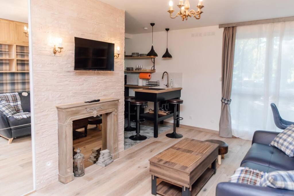 Studio Design Renove/ Berges Du Rhone Lyon Exteriér fotografie